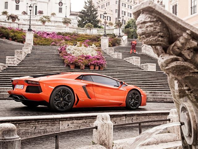 Aventador действительно такой мощный, как утверждает Lamborghini